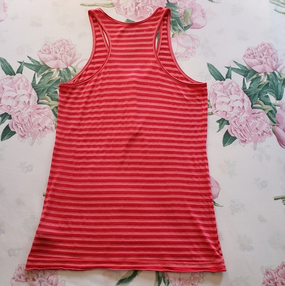 Striped tank top - Picture 2 of 6